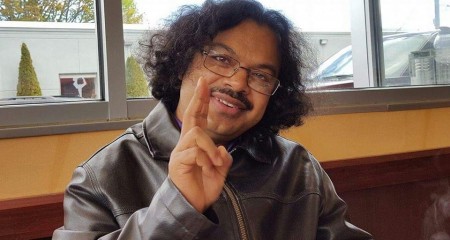 কবি  হাসানআল আব্দুল্লাহ'র দীর্ঘ সাক্ষাৎকার নিয়েছেন  সাহিত্য বার্তা সম্পাদক আরিফুল ইসলাম ।