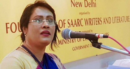 রেডটাইমস পদকে ভূষিত কবি হাসিদা মুন !