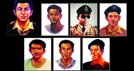 " সাত বীরশ্রেষ্ঠ সাহিত্য সম্মাননা "২০১৯ পেলেন কবি পবিত্র মহন্ত জীবন