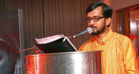 বাচিক শিল্পী তাপস রায় এর জন্মদিন আজ